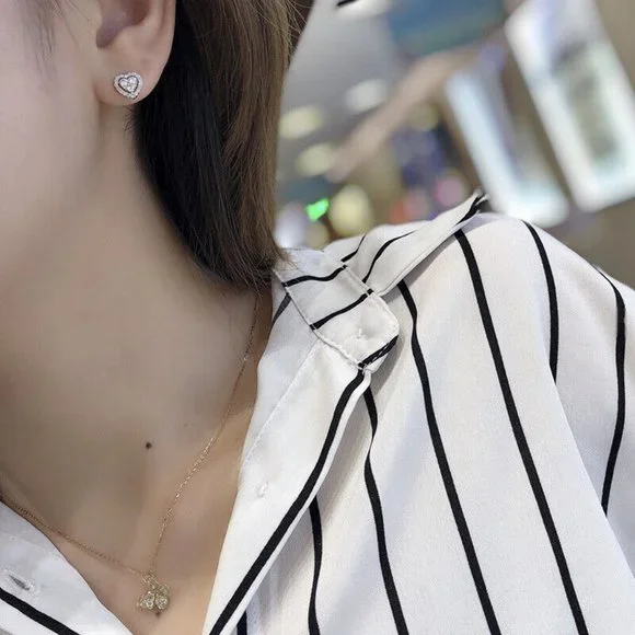 NEW! Beautiful Silver Diamond Heart Stud Earrings - CLASSIC ROMANTIC SPECIAL - Picture 6 of 6